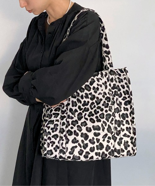 ottilie（オティーリエ）の「アニマル柄トートバッグ（トートバッグ・レディース・レオパード/ゼブラ・FREE）」の21枚目の写真