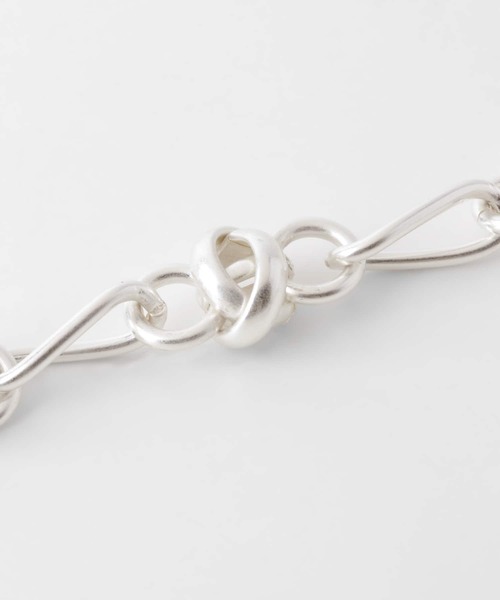 KBF（ケイビーエフ）の「ボリュームチェーンブレスレット（ブレスレット・レディース・ゴールド/シルバー・ONE）」の6枚目の写真