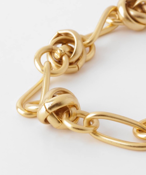 KBF（ケイビーエフ）の「ボリュームチェーンブレスレット（ブレスレット・レディース・ゴールド/シルバー・ONE）」の7枚目の写真