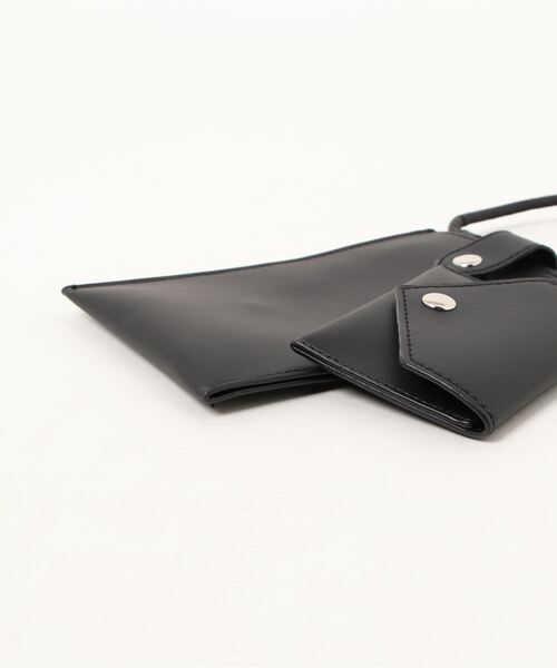 ammy.（エイミードット）の「【 ammy. / エイミードット 】 モバイルケース ＆ カードケース / ミニ マルチショルダーバッグ（ショルダーバッグ・レディース・ブラウン/ホワイト/ベージュ/ブラック・FREE）」の6枚目の写真