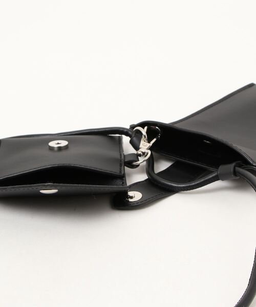 ammy.（エイミードット）の「【 ammy. / エイミードット 】 モバイルケース ＆ カードケース / ミニ マルチショルダーバッグ（ショルダーバッグ・レディース・ブラウン/ホワイト/ベージュ/ブラック・FREE）」の8枚目の写真