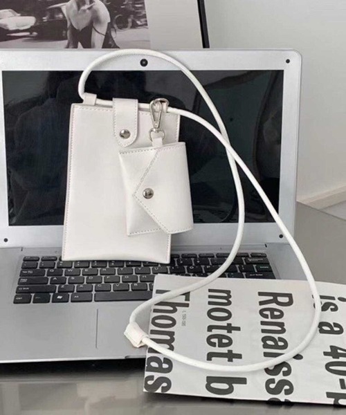 ammy.（エイミードット）の「【 ammy. / エイミードット 】 モバイルケース ＆ カードケース / ミニ マルチショルダーバッグ（ショルダーバッグ・レディース・ブラウン/ホワイト/ベージュ/ブラック・FREE）」の2枚目の写真