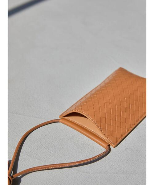 AMERICAN HOLIC（アメリカンホリック）の「メッシュ型押しスマートフォンショルダーバッグ（スマホグッズ・レディース・ブラック/ホワイト/キャメル/ピンク/イエロー・FREE）」の10枚目の写真