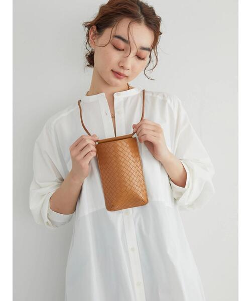 AMERICAN HOLIC（アメリカンホリック）の「メッシュ型押しスマートフォンショルダーバッグ（スマホグッズ・レディース・ブラック/ホワイト/キャメル/ピンク/イエロー・FREE）」の12枚目の写真