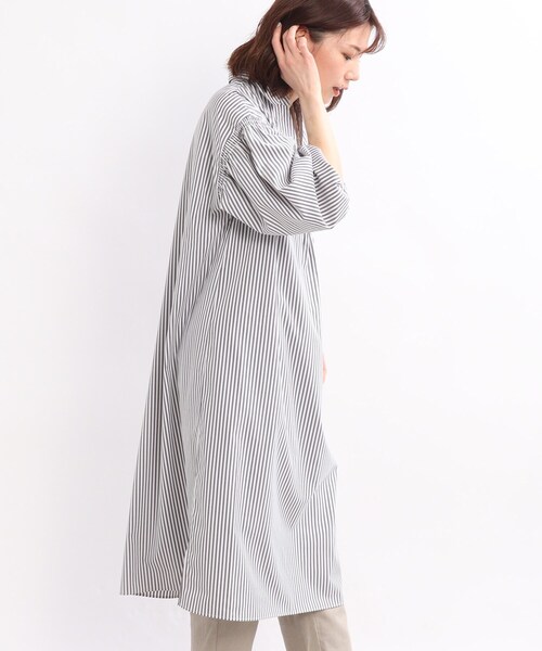 SHOO・LA・RUE(シューラルー)の「◆【マシンウォッシャブル】カフタン風シャツワンピース(ワンピース・レディース・ブラック系2/レッド系4/ブルー系2/グリーン系その他4・00)」の12枚目の写真