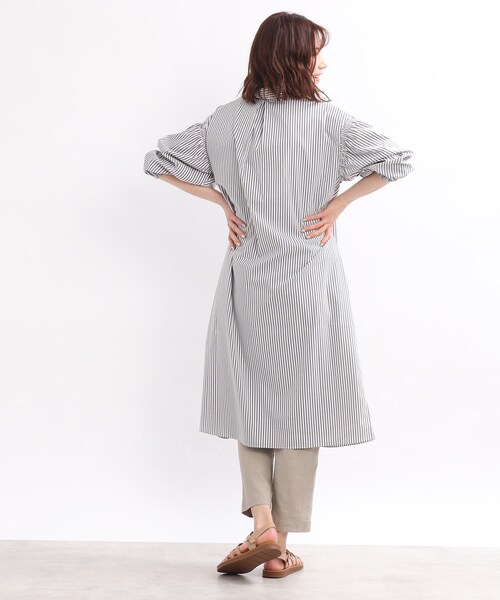 SHOO・LA・RUE(シューラルー)の「◆【マシンウォッシャブル】カフタン風シャツワンピース(ワンピース・レディース・ブラック系2/レッド系4/ブルー系2/グリーン系その他4・00)」の16枚目の写真