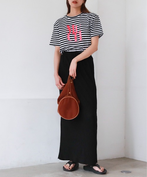 feepur（フェピュール）の「MUCH光沢ラバーTee（Tシャツ/カットソー・レディース・ホワイト/オフホワイト/ホワイト×ブラック・MEDIUM）」の17枚目の写真