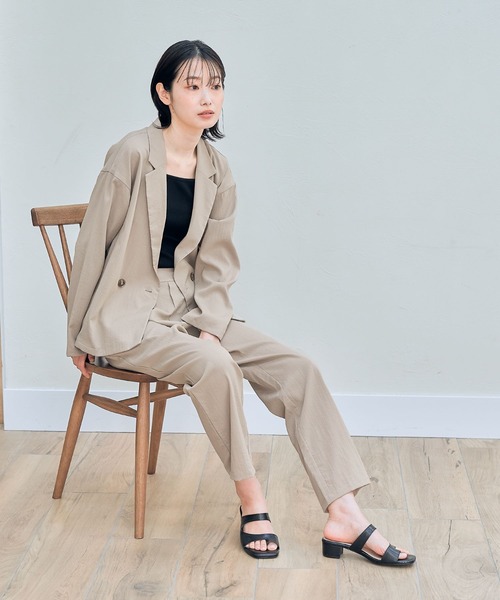 LAKOLE（ラコレ）の「テレコワイドストラップタンクトップ / 276570（タンクトップ・レディース・ブラック/オフホワイト/バイオレット/ライトベージュ・SMALL/MEDIUM）」の13枚目の写真