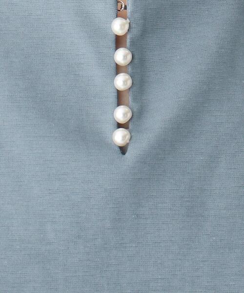 index（インデックス）の「◆コットンシルケットフロントフェイクパールカットソー【WEB限定サイズ】（Tシャツ/カットソー・レディース・ライトグレー/ネイビー/ブルー/ホワイト系/ダークベージュ・40/38/36/42）」の13枚目の写真