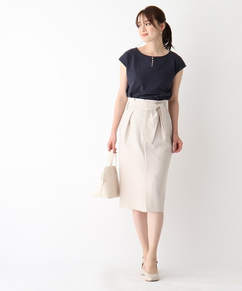 index（インデックス）の「◆コットンシルケットフロントフェイクパールカットソー【WEB限定サイズ】（Tシャツ/カットソー・レディース・ライトグレー/ネイビー/ブルー/ホワイト系/ダークベージュ・40/38/36/42）」の16枚目の写真