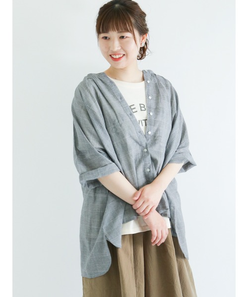 Samansa Mos2（サマンサ モスモス）の「インドボイル前開きギャザーブラウス（シャツ/ブラウス・レディース・オフホワイト/イエロー/グリーン/チャコール/ブラック・ﾌﾘ-）」の4枚目の写真