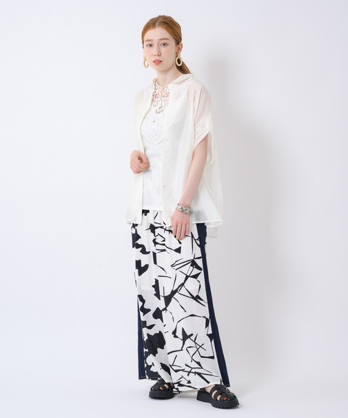 Paradise Picnic(パラダイスピクニック)の「TE VALT アートブロックプリントパンツ(その他パンツ・レディース・ブラック/ブルー・FREE)」の10枚目の写真