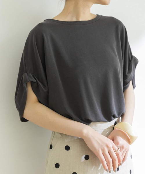 URBAN RESEARCH（アーバンリサーチ）の「relax drape Tシャツ（Tシャツ/カットソー・レディース・チャコールグレー/オフホワイト/カーキ・FREE）」の3枚目の写真