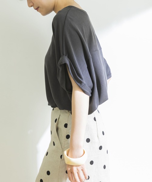 URBAN RESEARCH（アーバンリサーチ）の「relax drape Tシャツ（Tシャツ/カットソー・レディース・チャコールグレー/オフホワイト/カーキ・FREE）」の8枚目の写真