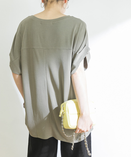 URBAN RESEARCH（アーバンリサーチ）の「relax drape Tシャツ（Tシャツ/カットソー・レディース・チャコールグレー/オフホワイト/カーキ・FREE）」の18枚目の写真
