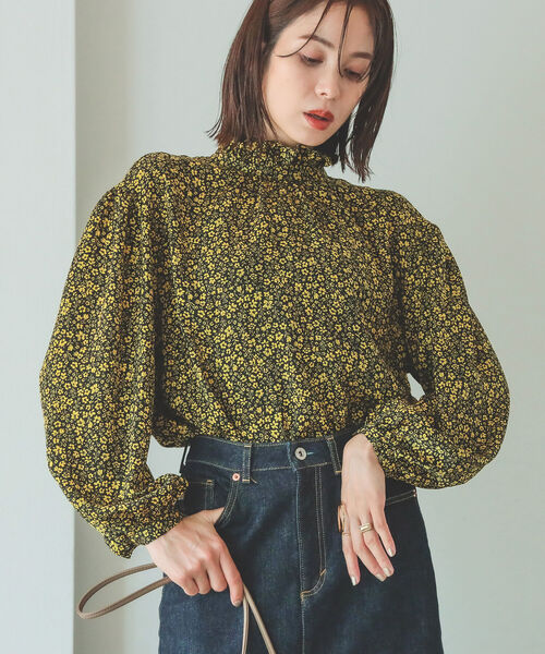 B:MING by BEAMS(ビーミングバイビームス)の「B:MING by BEAMS / フラワープリント ブラウス 22AW(シャツ/ブラウス・レディース・ブラック系/ブラウン系・SMALL/MEDIUM)」の13枚目の写真