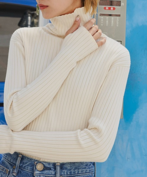 Auntie Rosa Holiday（アンティローザホリデー）の「フィンガーホールカラーリブニットタートル（ニット/セーター・レディース・ブラック/パープル/ピンク/オレンジ/ブルー/グリーン/ライトグリーン/アイボリー・FREE）」の10枚目の写真