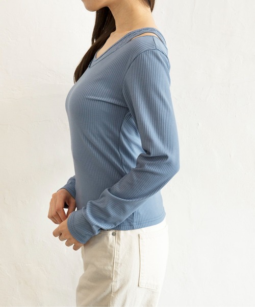 Alite cloth（アリーテクロス）の「オフショルダーカットソー&タンクトップSETアンサンブル（アンサンブル・レディース・ブラック/オフホワイト/ブルー/ライトイエロー・FREE）」の12枚目の写真