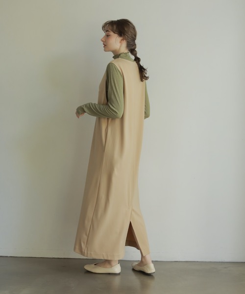 onetome(ワントゥーミー)の「Vネックワンピース(ワンピース・レディース・ベージュ/ブラウン・FREE)」の17枚目の写真