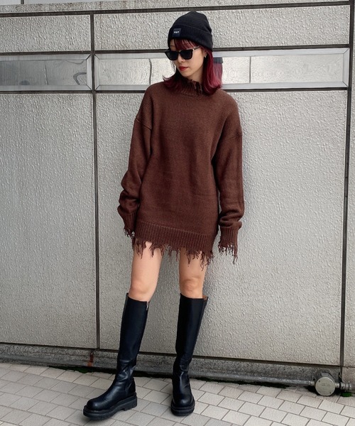 FIG&VIPER（フィグアンドバイパー）の「ハイネックダメージニットワンピ（チュニック・レディース・ブラック/ホワイト/ブラウン/ピンク・FREE）」の16枚目の写真