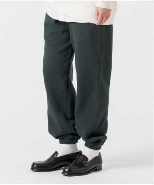PARROTT CANVAS(パロットキャンバス)の「PARROTT CANVAS/パロットキャンバス カレッジロゴスウェットパンツ(その他パンツ・レディース・グリーン/ネイビー/キナリ・M/S/L)」の3枚目の写真