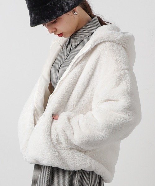 Honeys（ハニーズ）の「ファーフードブルゾン（ブルゾン）」 - WEAR