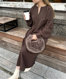 【低身長サイズあり】キーネックボリュームスリーブワンピース