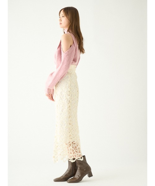 SNIDEL（スナイデル）の「オープンショルダーニットプルオーバー（ニット/セーター・レディース・ブラック/アイボリー/ピンク・FREE）」の13枚目の写真