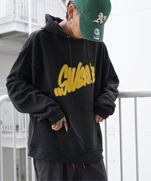 VENCEEXCHANGE（ヴァンスエクスチェンジ）の「タギングロゴアップリケパーカー（パーカー・メンズ・パープル/ホワイト/ブラック・M/L）」の2枚目の写真