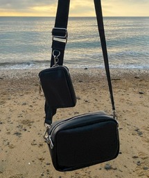 LAC-VERT | 【男女兼用】ポーチ付きショルダーバッグ(ショルダーバッグ)