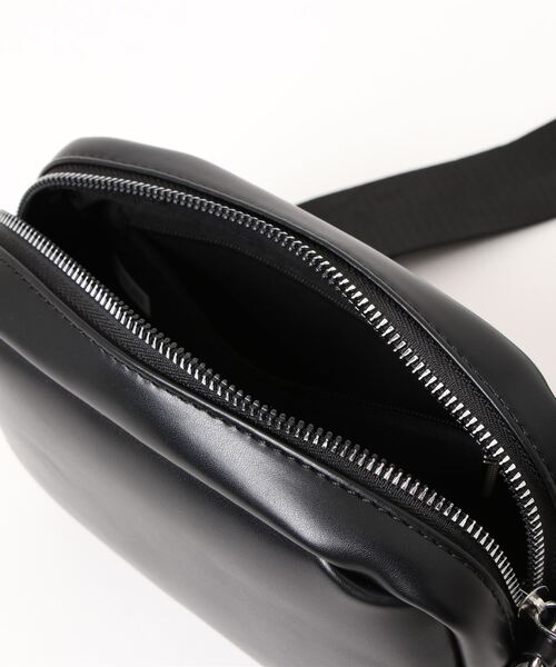 LAC-VERT（ラック・ヴェール）の「【男女兼用】ポーチ付きショルダーバッグ（ショルダーバッグ・レディース・ブラック/ホワイト・FREE）」の10枚目の写真