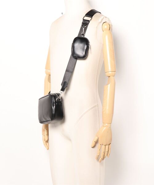 LAC-VERT（ラック・ヴェール）の「【男女兼用】ポーチ付きショルダーバッグ（ショルダーバッグ・レディース・ブラック/ホワイト・FREE）」の12枚目の写真