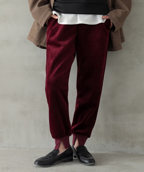osharewalker（オシャレウォーカー）の「『裏ベロアリブジョガーパンツ』（その他パンツ・レディース・ブラック/カーキ/ボルドー・1/2）」の2枚目の写真