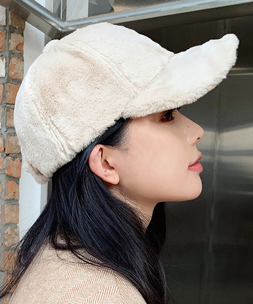 DAY CLOSET（デイ クローゼット）の「レディース ふんわり起毛の刺繍ロゴキャップ（キャップ・レディース・モカ/ベージュ/ピンク/ブラック・ONE SIZE）」の9枚目の写真