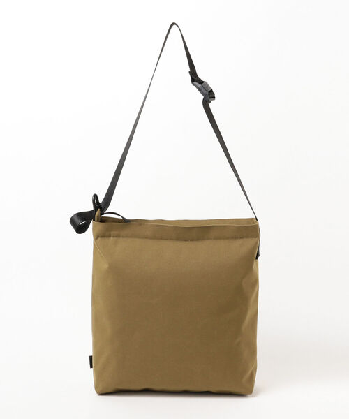 CANTERA(カンテラ)の「NOTIVE/CANTERA / CARSON2 Shoulder Bag(トートバッグ・メンズ・ブラック/ベージュ・ONE SIZE)」の6枚目の写真