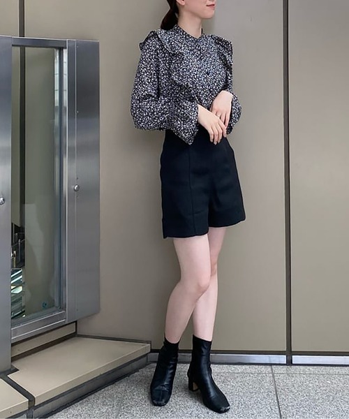 FREE'S MART（フリーズマート）の「◇ハイウエストショートパンツ（その他パンツ・レディース・ブラック/ブラック系その他・SMALL/MEDIUM）」の6枚目の写真