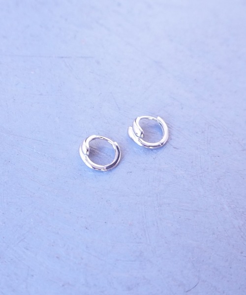 GLOBAL FORME CONCRETE（グローバルフォルムコンクリート）の「【Jolie & Micare】ヴラフ12 ピアス　VOL0262（ピアス（両耳用）・レディース・シルバー・FREE）」の2枚目の写真