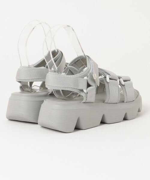 LibertyDoll（リバティードール）の「軽量厚底 スタイルアップソール スポーツサンダル（サンダル・レディース・カーキ系2/カーキ系1/ブラウン系1/ブラック系2/ブラック系1/グレー系2/ブラウン系2/ベージュ系2/グレー系1・M/S/L/LL）」の10枚目の写真