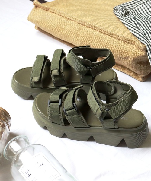 LibertyDoll（リバティードール）の「軽量厚底 スタイルアップソール スポーツサンダル（サンダル・レディース・カーキ系2/カーキ系1/ブラウン系1/ブラック系2/ブラック系1/グレー系2/ブラウン系2/ベージュ系2/グレー系1・M/S/L/LL）」の9枚目の写真