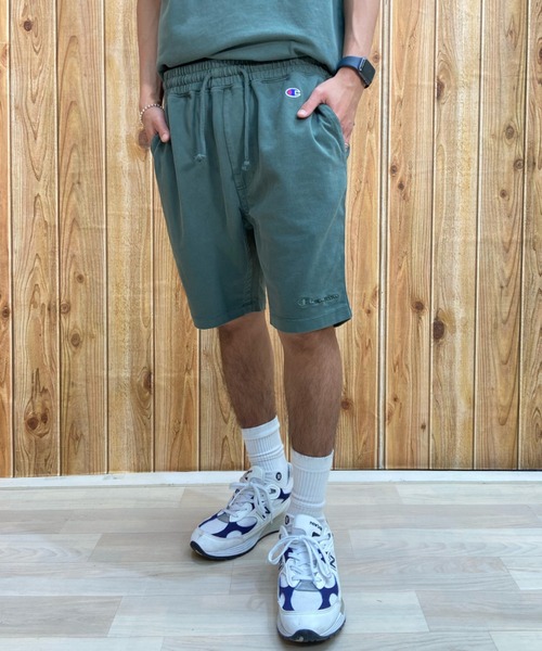 Champion(チャンピオン)の「CHAMPION/チャンピオン ワンポイントショーツ 無地ハーフパンツ/ヘビーウェイト 顔料染め/セットアップ対応 C3-X502(その他パンツ・メンズ・グリーン/ブルー/グレー・M/L/XL)」の2枚目の写真