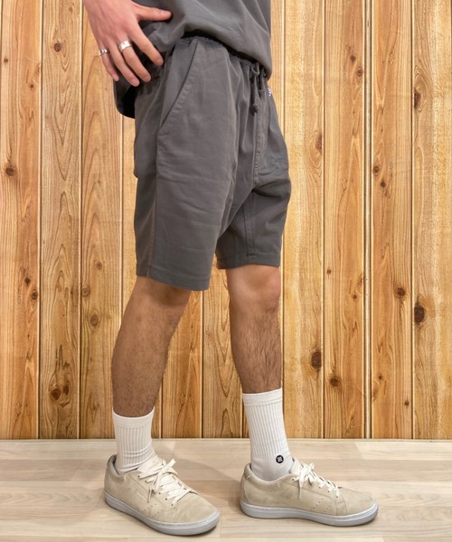 Champion(チャンピオン)の「CHAMPION/チャンピオン ワンポイントショーツ 無地ハーフパンツ/ヘビーウェイト 顔料染め/セットアップ対応 C3-X502(その他パンツ・メンズ・グリーン/ブルー/グレー・M/L/XL)」の5枚目の写真