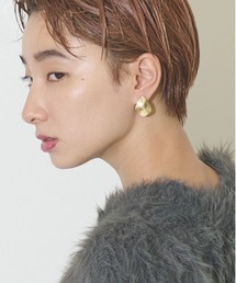 パドルプレートピアス