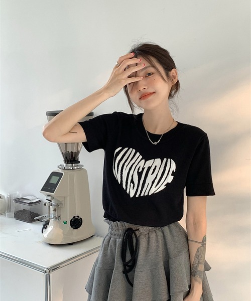 LYEON(リヨン)の「ジャガードロゴ半袖ニット(ニット/セーター・レディース・ホワイト/ブラック/ブラック×ホワイト/ホワイト×ピンク・FREE)」の20枚目の写真