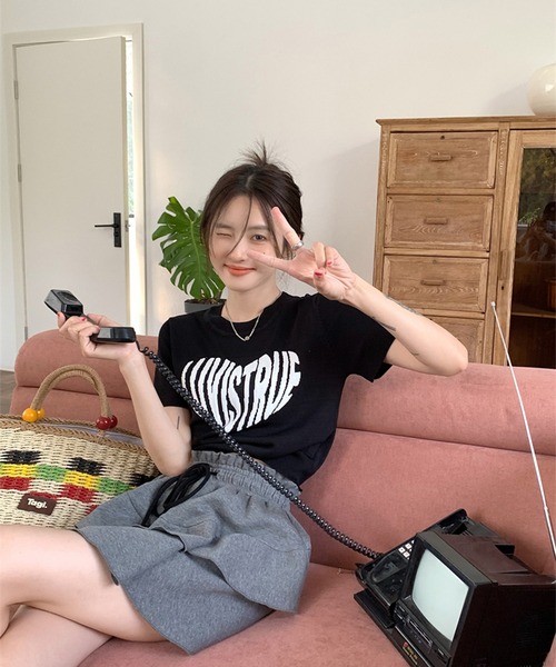 LYEON(リヨン)の「ジャガードロゴ半袖ニット(ニット/セーター・レディース・ホワイト/ブラック/ブラック×ホワイト/ホワイト×ピンク・FREE)」の13枚目の写真
