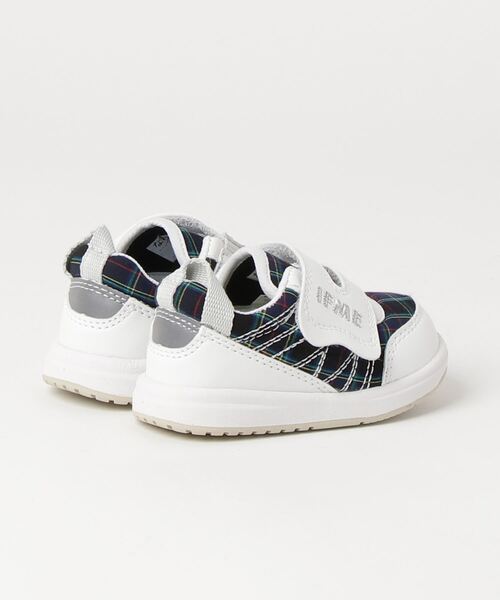 IFME（イフミー）の「BABY｜播州織チェック柄ワンベルトスニーカー（スニーカー・キッズ・ホワイト/ネイビー・14.0cm/12.5cm/14.5cm/13.5cm/13.0cm/15.0cm/12.0cm）」の15枚目の写真