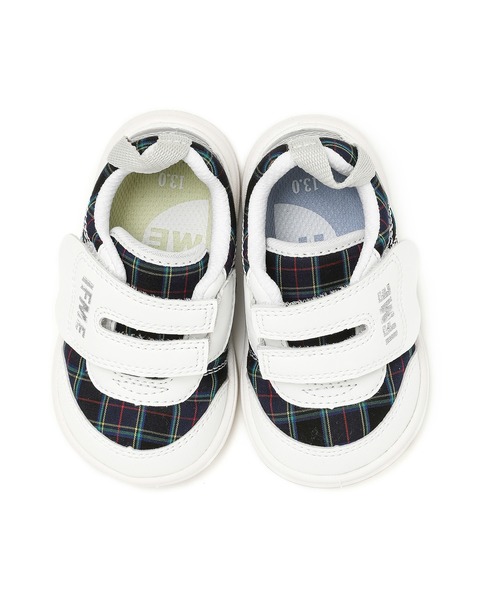 IFME（イフミー）の「BABY｜播州織チェック柄ワンベルトスニーカー（スニーカー・キッズ・ホワイト/ネイビー・14.0cm/12.5cm/14.5cm/13.5cm/13.0cm/15.0cm/12.0cm）」の11枚目の写真