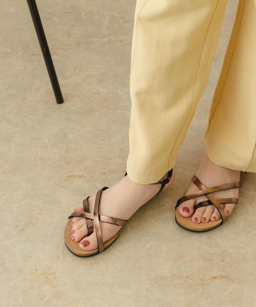 RODE SKO(ロデスコ)の「ラフソールナローストラップサンダル(サンダル・レディース・ブラック/ブラウン/ホワイト・38/37/36)」の13枚目の写真