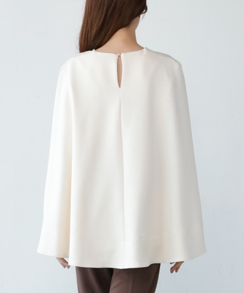 maison de Dolce. ケープ風トップス ホワイト maison de Dolce. ケープ