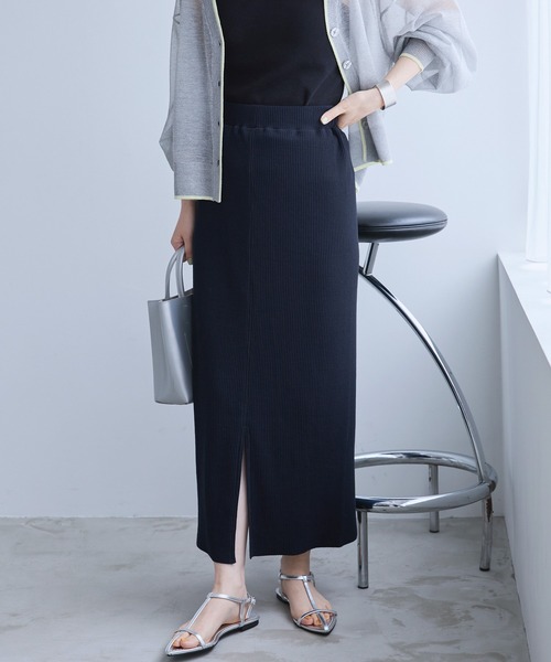 Chaco closet（チャコ クローゼット）の「リブセルフカットスリットナロースカート（スカート・レディース・アイボリー/オリーブ/ネイビー/ブラック/ダークブラウン・FREE）」の5枚目の写真