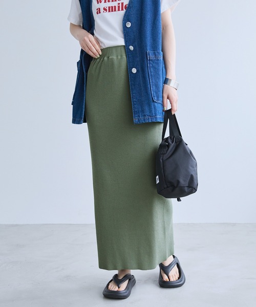 Chaco closet（チャコ クローゼット）の「リブセルフカットスリットナロースカート（スカート・レディース・アイボリー/オリーブ/ネイビー/ブラック/ダークブラウン・FREE）」の4枚目の写真